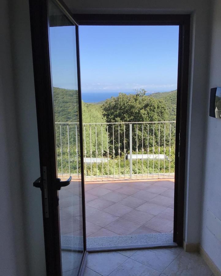 Agriturismo Lu Stabbiacciu Aglientu Eksteriør billede