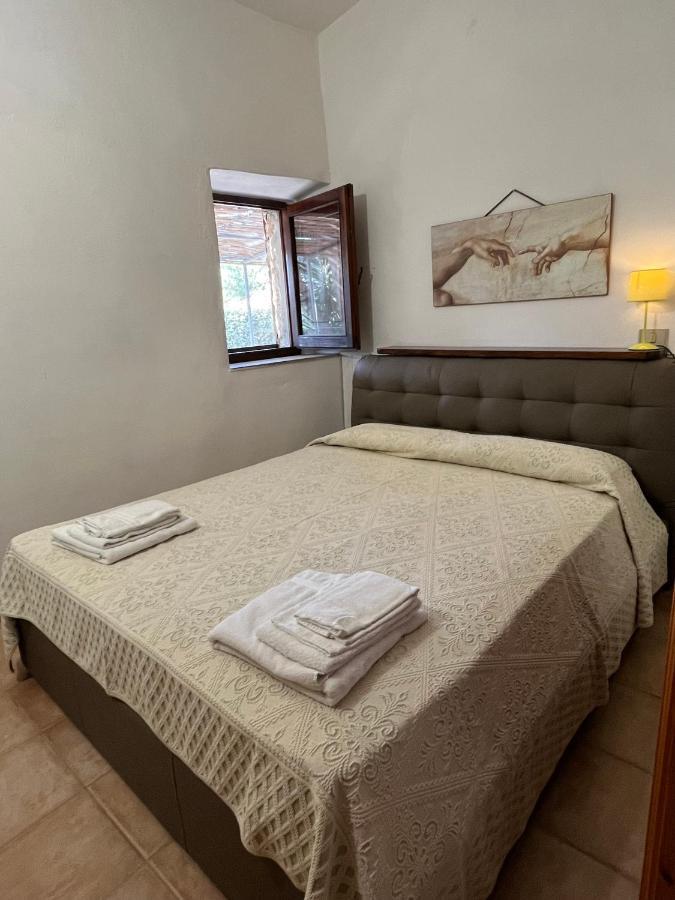 Agriturismo Lu Stabbiacciu Aglientu Eksteriør billede
